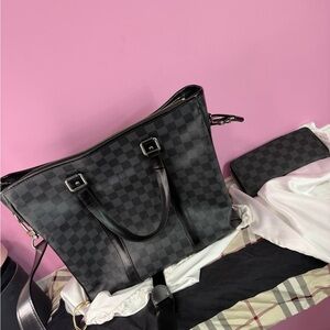 Louis Vuitton Tadao canvas shoulder bag. Graphite damier